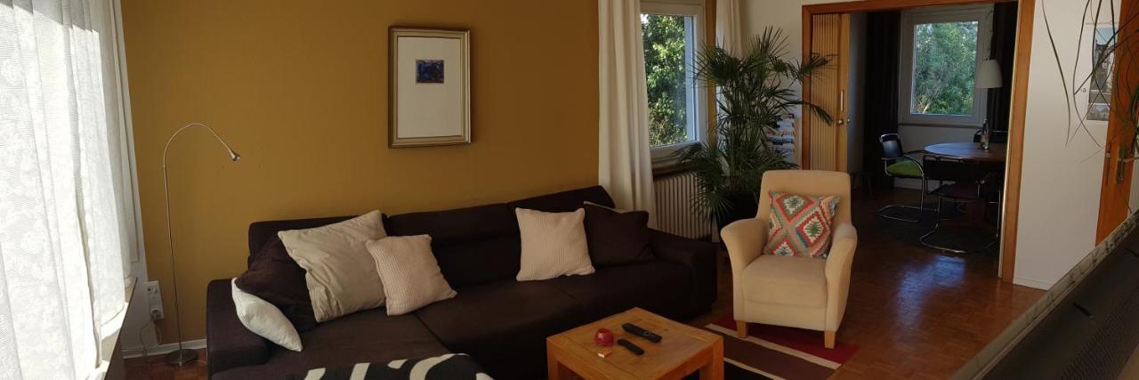 Stadtnahe Wohnung Mit Kl.Balkon Und Parkplatz Oldenburg Exteriör bild